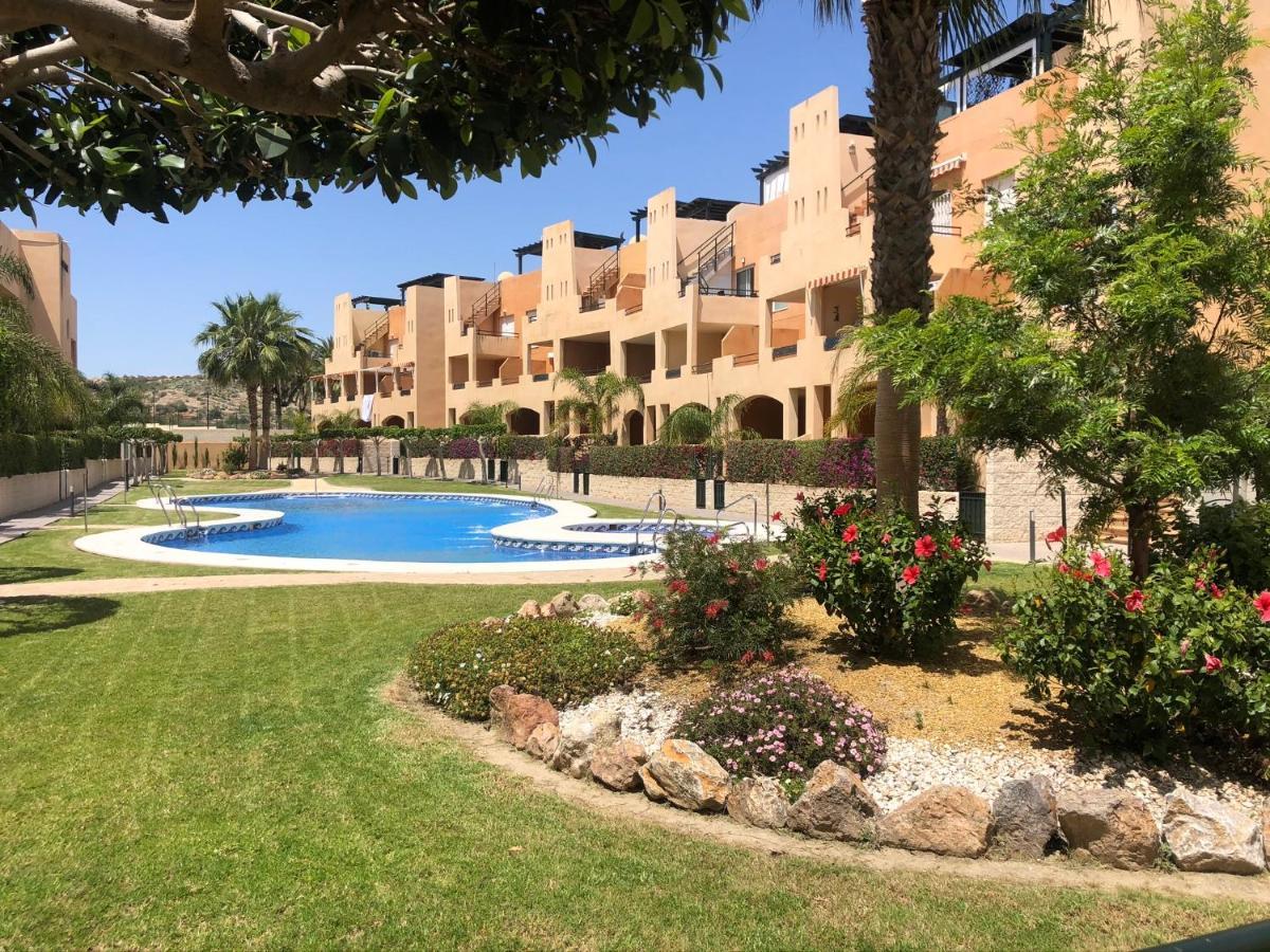 Apartamento Atico con piscina privada a 100m del mar Vera Exterior foto